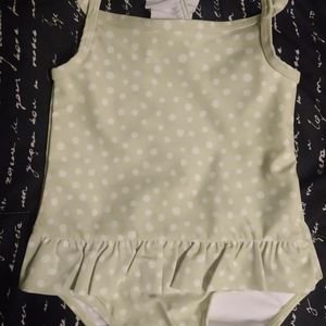 Carter's swim-suit set***